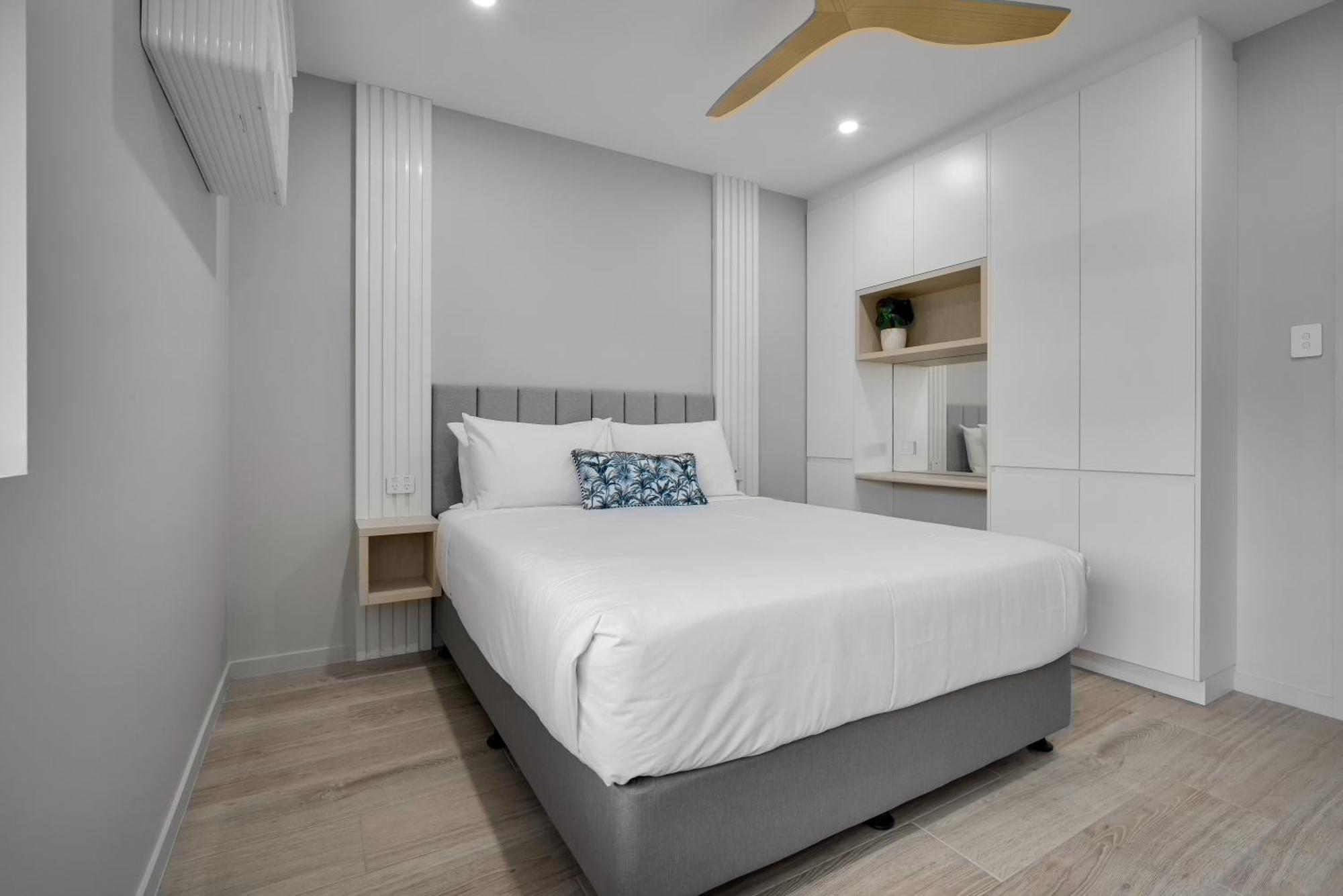 Belmoral Corporate Suites (Adults Only) Таунсвилл Экстерьер фото